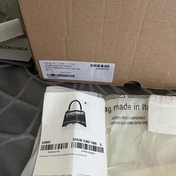 Balenciaga Hourglass Bag - 💯% AUTHENTIC‼️ BRAND NEW w/ TAGS‼️ SMALL BLACK/BLACK - Picture 16 of 17